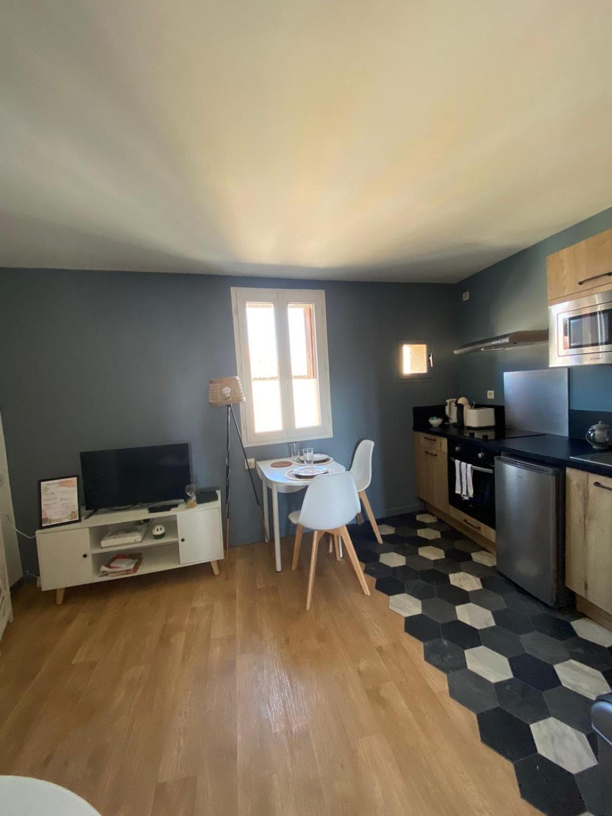 Appartement Cosy Proche Gare Narbonne Exterior photo